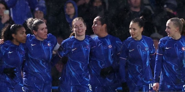 Chelsea win to stay five points clear at top of WSL