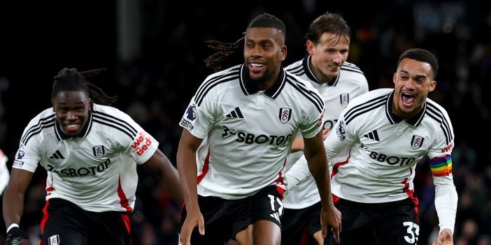 Iwobi scores twice as Fulham go sixth