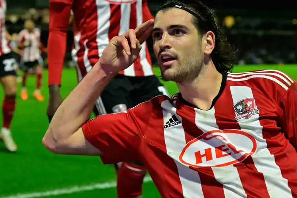 Brentford recall defender Crama from Exeter loan