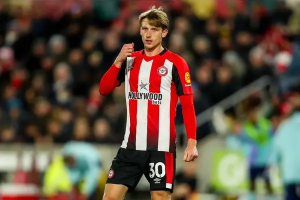 Wolfsburg targeting deal for Brentford defender Roerslev