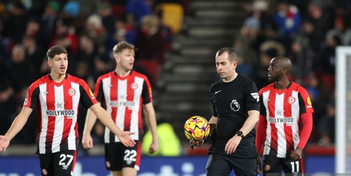 Arsenal come from behind to beat Brentford